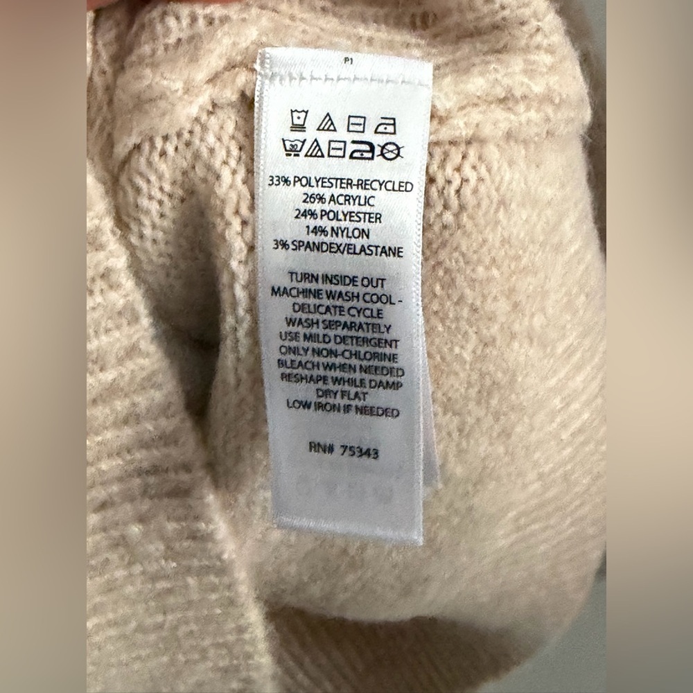 ✨NWT✨ cupcakes & cashmere: Women’s Sweater- Size Large (ptp approx 22in) - Picture 5 of 7